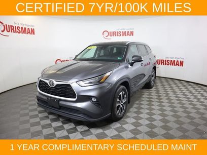 Used 2024 Toyota Highlander XLE