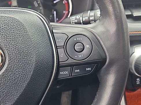 Used 2019 Toyota RAV4 Adventure AWD/4WD image 19