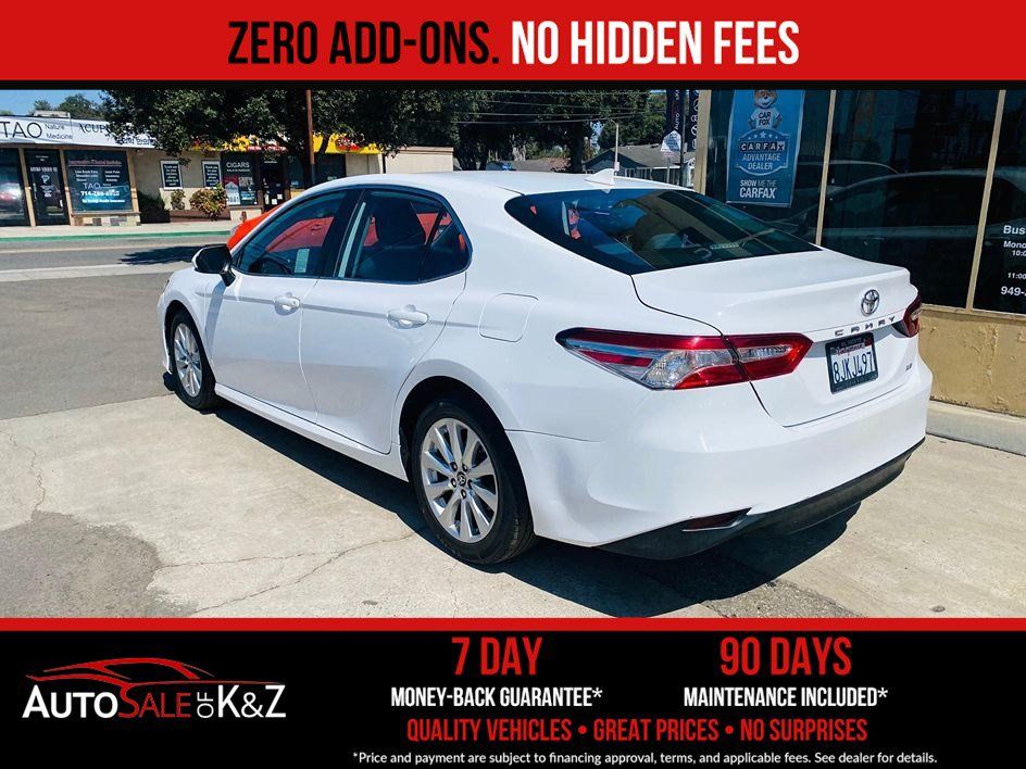 Used 2019 Toyota Camry LE FWD image 12