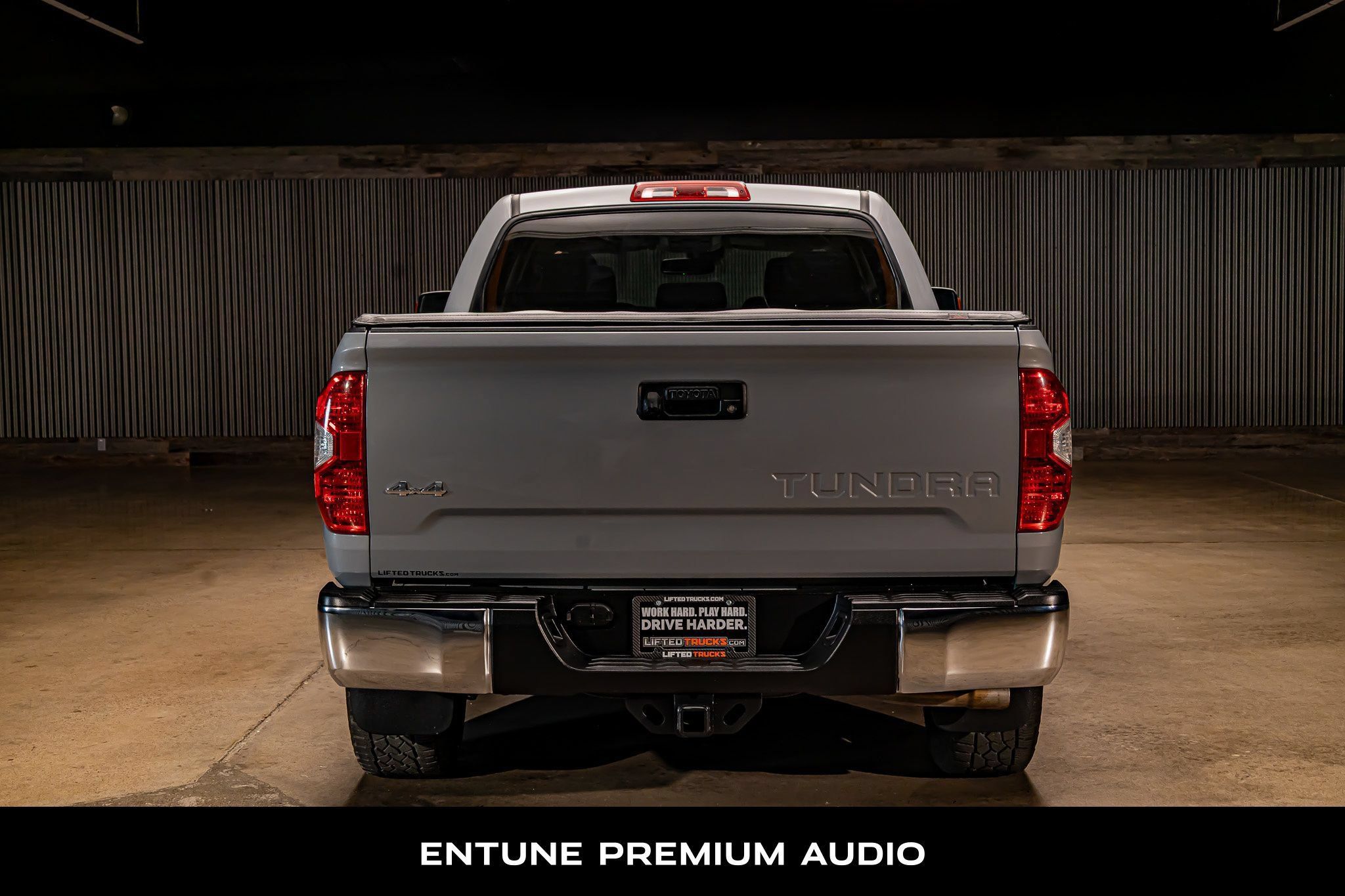 Used 2019 Toyota Tundra SR5 w/ SR5 Upgrade Package AWD/4WD image 7
