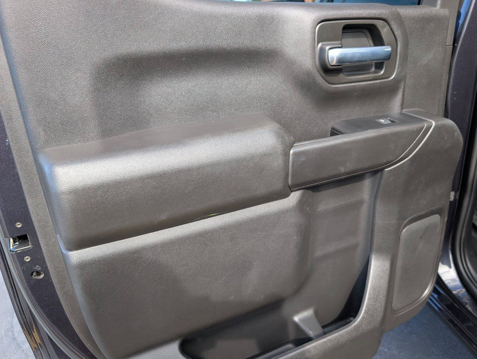 Used 2022 Chevrolet Silverado 1500 Custom Trail Boss AWD/4WD image 33