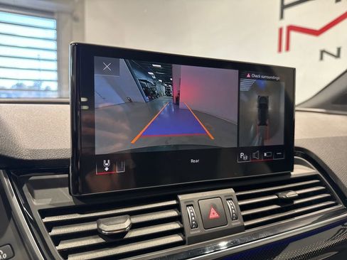 Used 2024 Audi SQ5 Prestige image 22