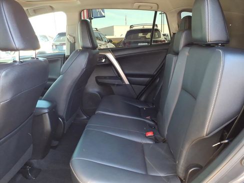 Used 2015 Toyota RAV4 Limited image 15