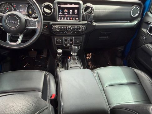 Used 2023 Jeep Wrangler Sahara w/ Cold Weather Group image 21