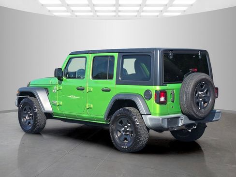 Used 2018 Jeep Wrangler Unlimited Sport image 3