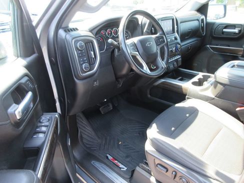 Certified 2021 Chevrolet Silverado 1500 LT Trail Boss w/ Convenience Package II AWD/4WD image 17