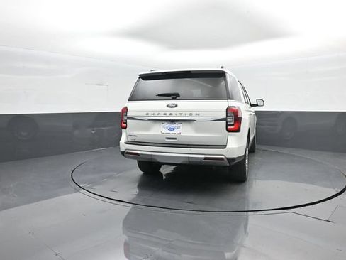 Certified 2024 Ford Expedition Limited AWD/4WD image 7