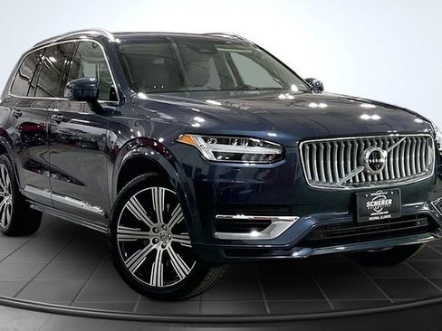 Certified 2024 Volvo XC90 T8 Ultimate w/ Protection Package Premier AWD/4WD image 15