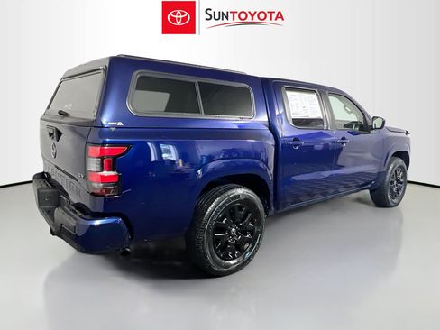 Used 2023 Nissan Frontier SV RWD image 4