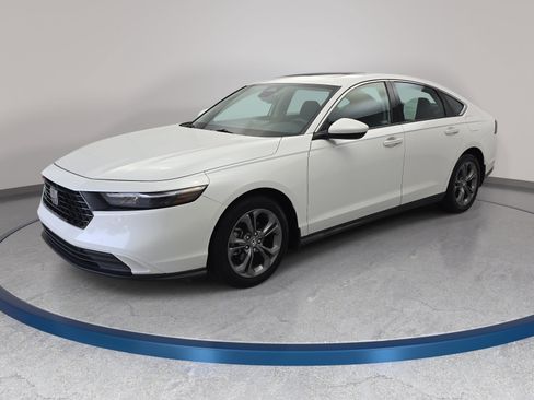 Used 2024 Honda Accord EX image 1