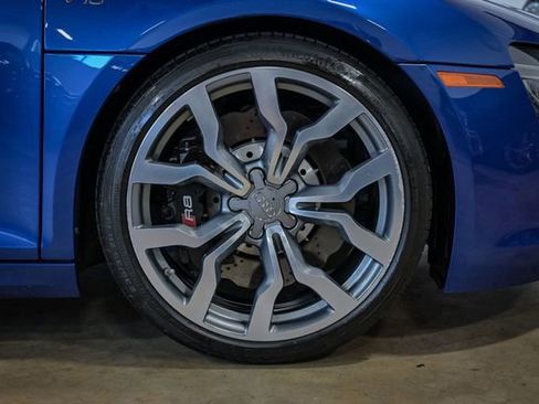 Used 2014 Audi R8 V10 image 13