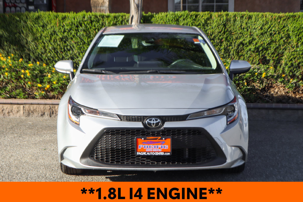 Used 2022 Toyota Corolla LE FWD image 3