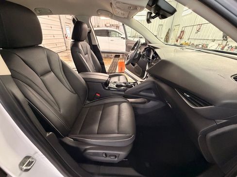 Used 2023 Buick Envision Essence image 29
