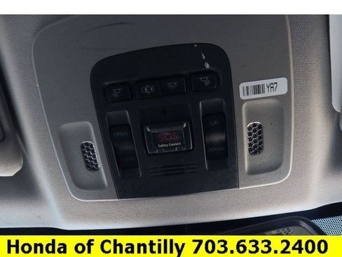 Used 2018 Toyota Camry SE w/ Audio Package image 18