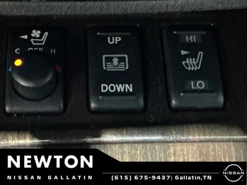 Used 2014 Nissan Maxima 3.5 SV w/ Premium Package FWD image 11