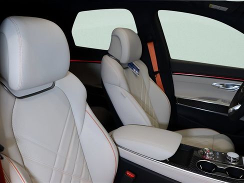 New 2026 Genesis GV70 3.5T Sport Prestige AWD/4WD image 13