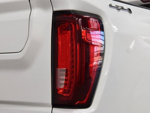 Used 2023 GMC Sierra 3500 Denali w/ Denali Ultimate Package image 18