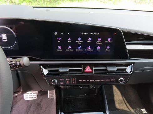 New 2024 Kia Niro Wave image 5