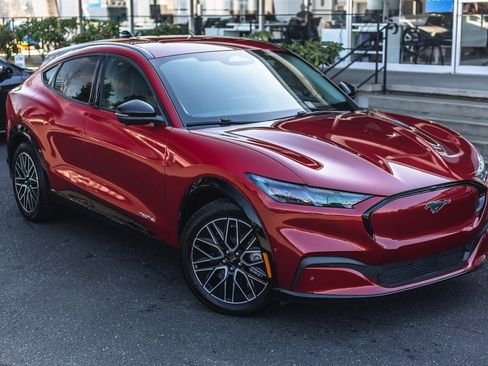 Used 2024 Ford Mustang Mach-E Premium image 2