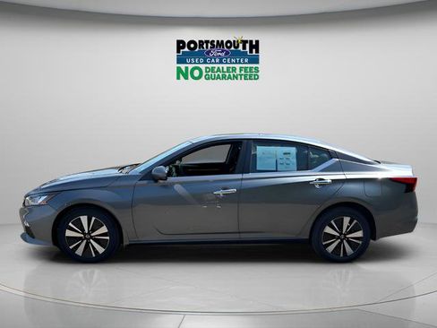 Used 2021 Nissan Altima 2.5 SV w/ SV Premium Package AWD/4WD image 2