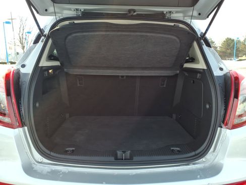 Certified 2022 Buick Encore Preferred w/ Safety Package image 8