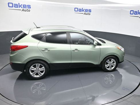 Used 2011 Hyundai Tucson GLS image 50