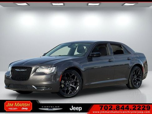 Used 2019 Chrysler 300 Touring w/ Sport Appearance Package image 1