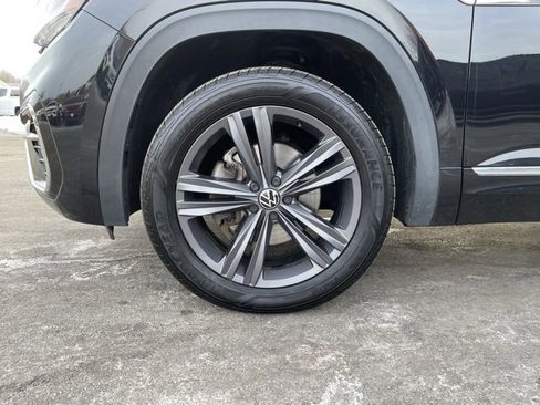 Used 2021 Volkswagen Atlas SE w/ Panoramic Sunroof Package image 9