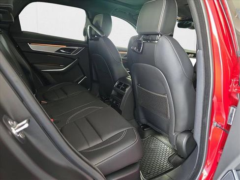 New 2026 Jaguar F-PACE R-Dynamic S image 8