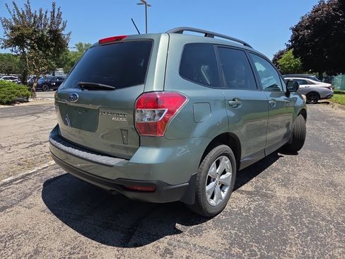 Used 2014 Subaru Forester 2.5i Premium w/ All-Weather Package AWD/4WD image 8