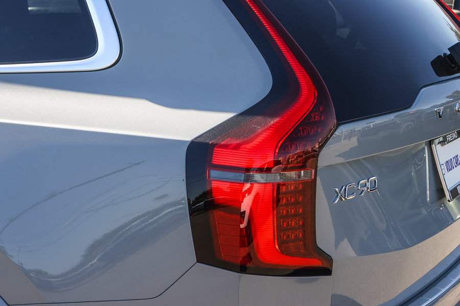 New 2026 Volvo XC90 T8 Plus w/ Protection Package AWD/4WD image 10
