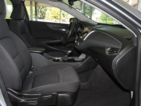 Used 2023 Chevrolet Malibu LT image 20