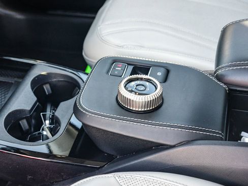 Used 2022 Ford Mustang Mach-E Premium image 20