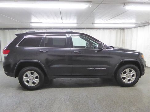 Used 2016 Jeep Grand Cherokee Laredo w/ Quick Order Package 23E image 8