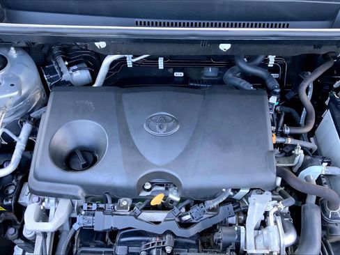 Used 2021 Toyota RAV4 XLE Premium FWD image 31