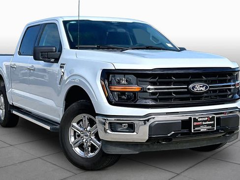 Used 2025 Ford F150 XLT w/ Equipment Group 301A Standard AWD/4WD image 3