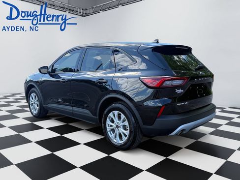 Used 2025 Ford Escape Active FWD image 3