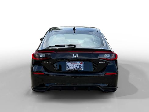 Used 2023 Honda Civic Sport image 4
