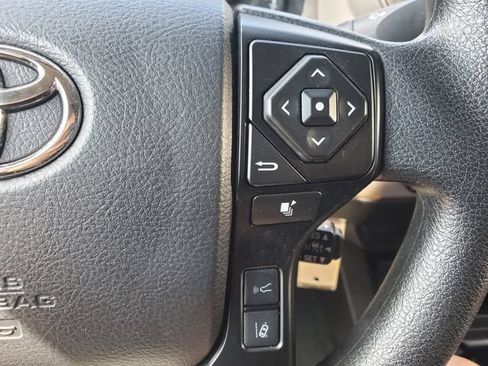 Used 2023 Toyota Tacoma SR AWD/4WD image 21