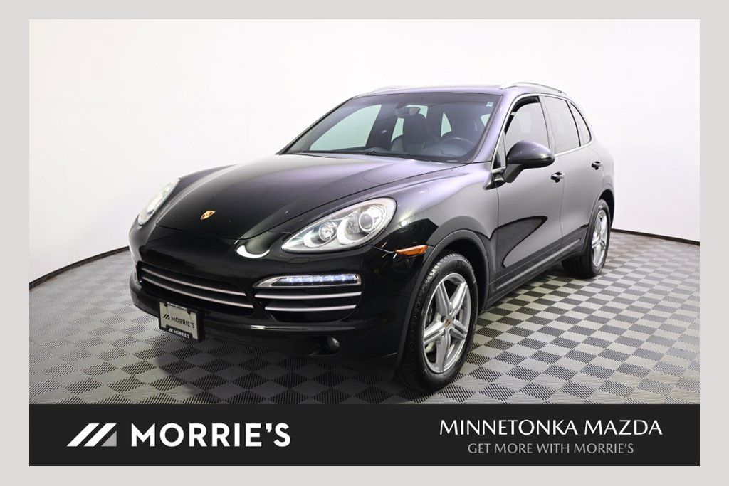 Used 2014 Porsche Cayenne Platinum Edition AWD/4WD image 1