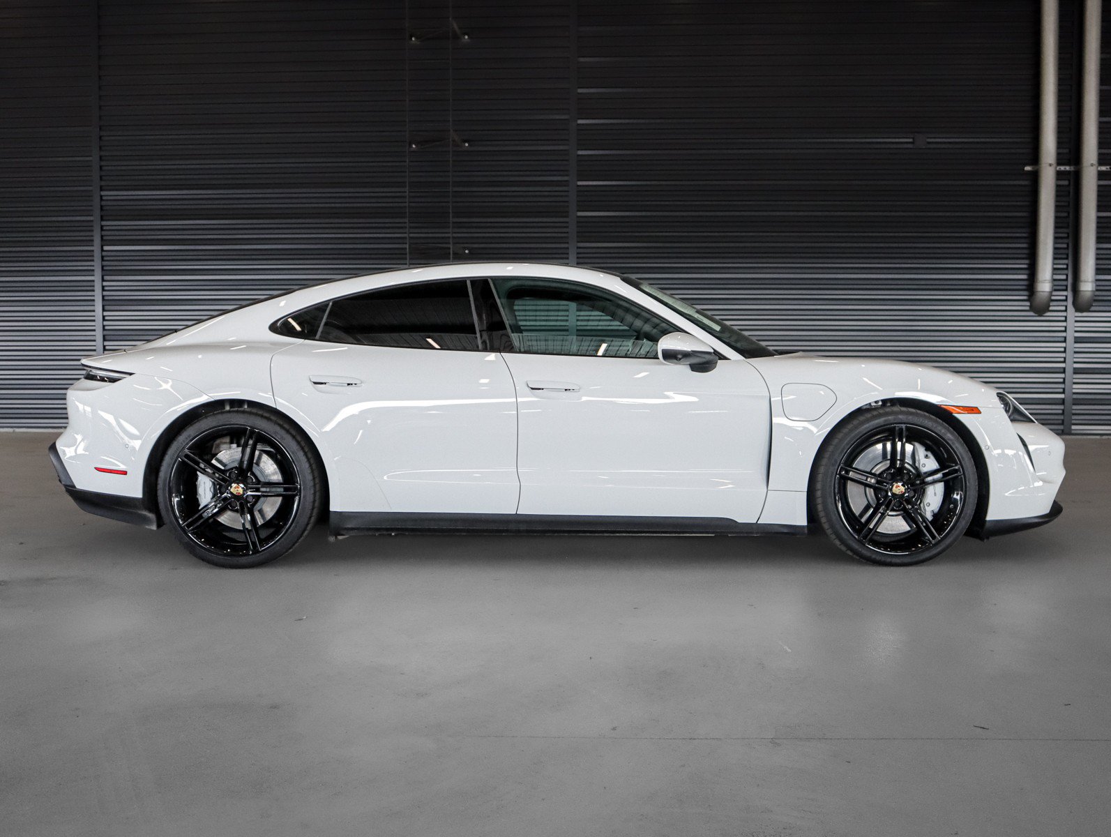 Certified 2024 Porsche Taycan w/ Premium Package RWD image 11