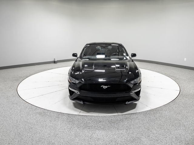 Used 2018 Ford Mustang Coupe w/ Equipment Group 101A RWD image 19