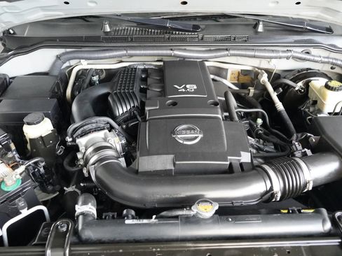 Used 2018 Nissan Frontier S RWD image 19