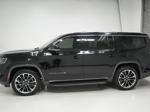 Used 2022 Jeep Wagoneer Series II w/ Premium Group I RWD image 6