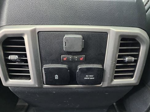 Used 2022 Ford F350 Platinum image 44