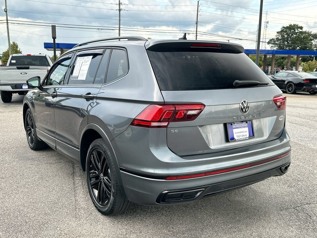 Used 2022 Volkswagen Tiguan SE R-Line FWD image 6