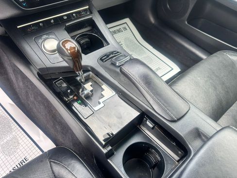 Used 2015 Lexus ES 350 w/ Luxury Package FWD image 29