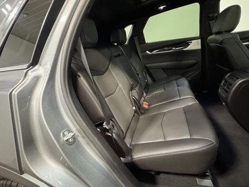 Used 2025 Cadillac XT5 Premium Luxury image 14