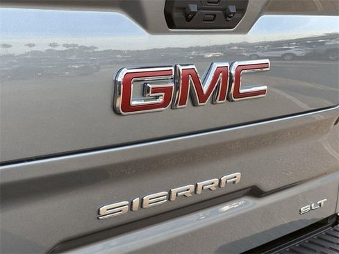 New 2026 GMC Sierra 1500 SLT w/ SLT Premium Plus Package image 28