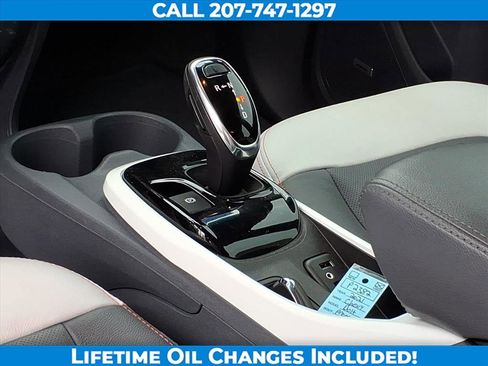 Used 2021 Chevrolet Bolt Premier w/ Infotainment Package image 16